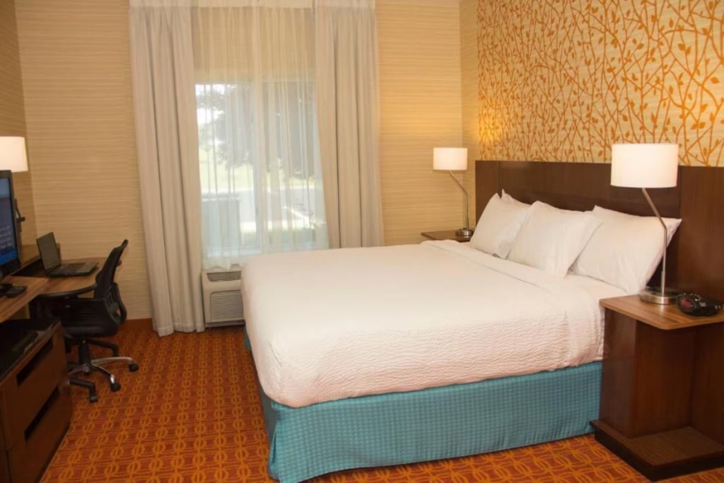 Comfort Inn & Suites Watervliet 12/31