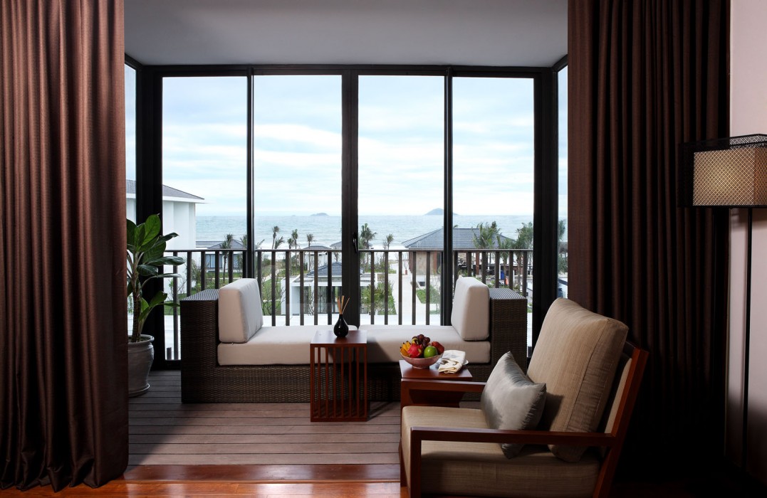 OCEAN DELUXE