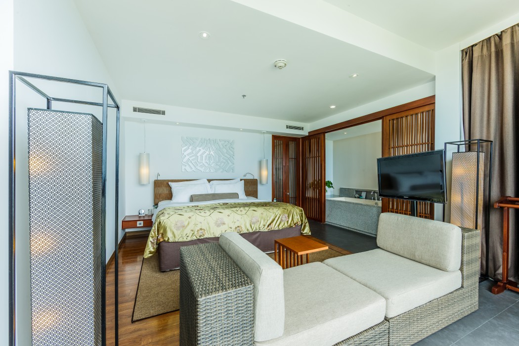 SUNRISE SUITE ROOM