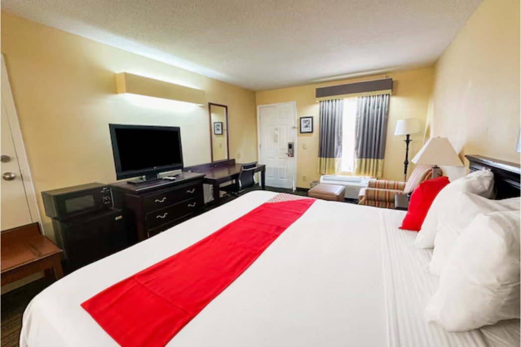 Bonita Lakes Inn by Capital O Meridian I20 17/68