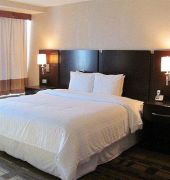 DoubleTree by Hilton Greensboro Airport 10/45