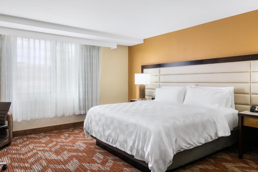 DoubleTree by Hilton Greensboro Airport 14/45