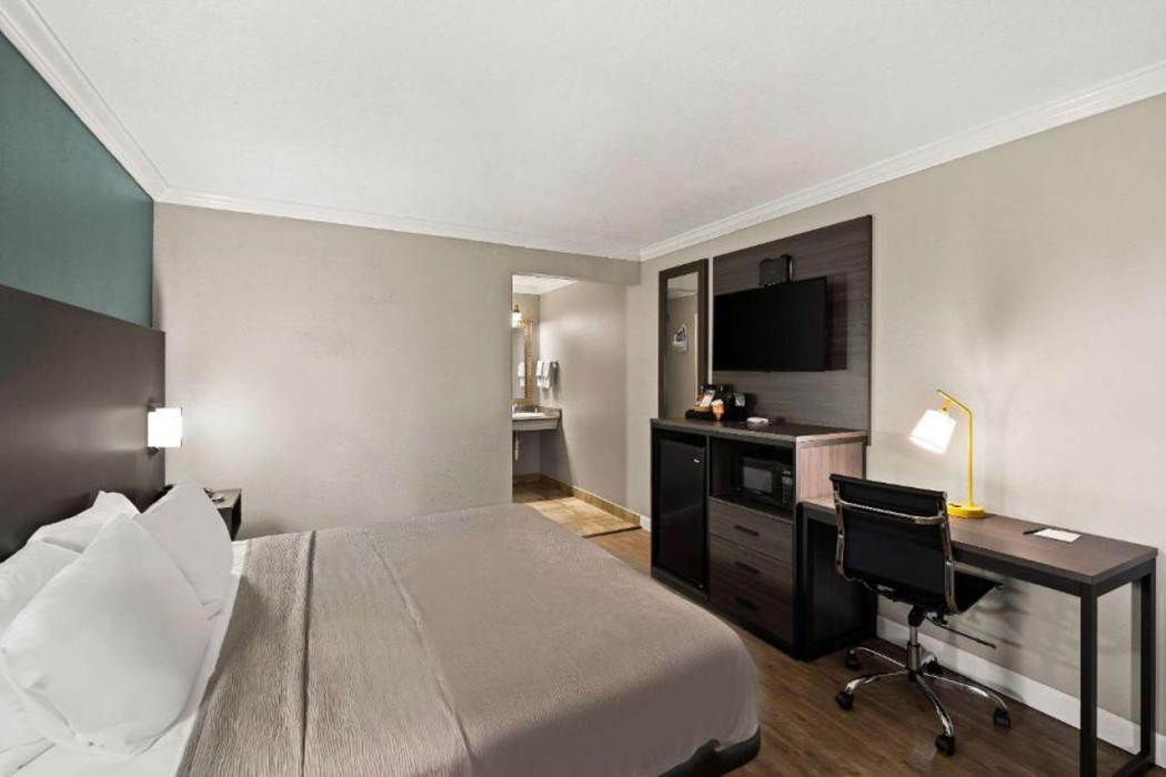 Quality Inn Ocean Springs - Biloxi East 17/34