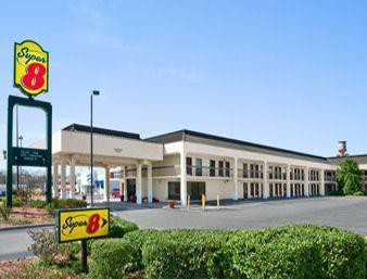 Super 8 by Wyndham Oxford 2/15