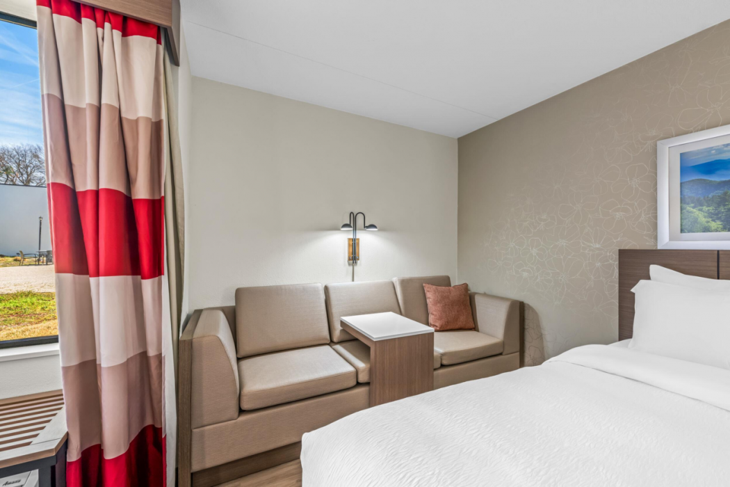 Sonesta Select Hotels Statesville 7/20