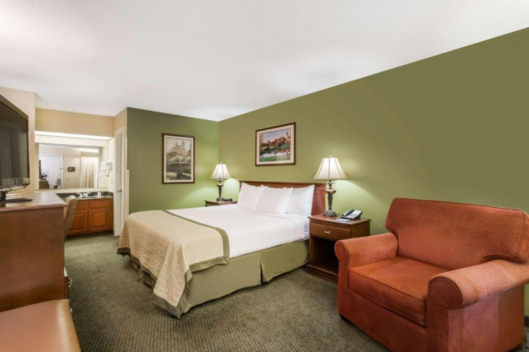 Baymont by Wyndham Waycross 8/20