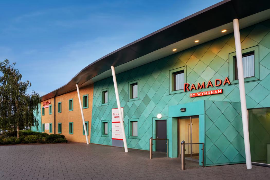 Ramada by Wyndham Cobham 1/47