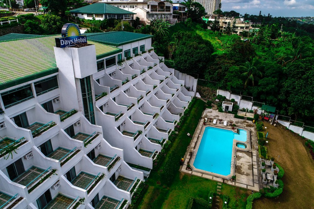 Days Hotel Tagaytay 1/36