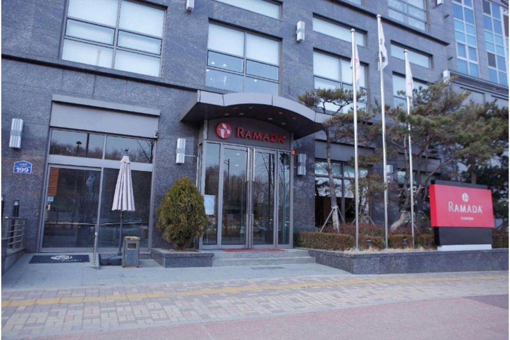 Ramada by Wyndham Dongtan 4/30