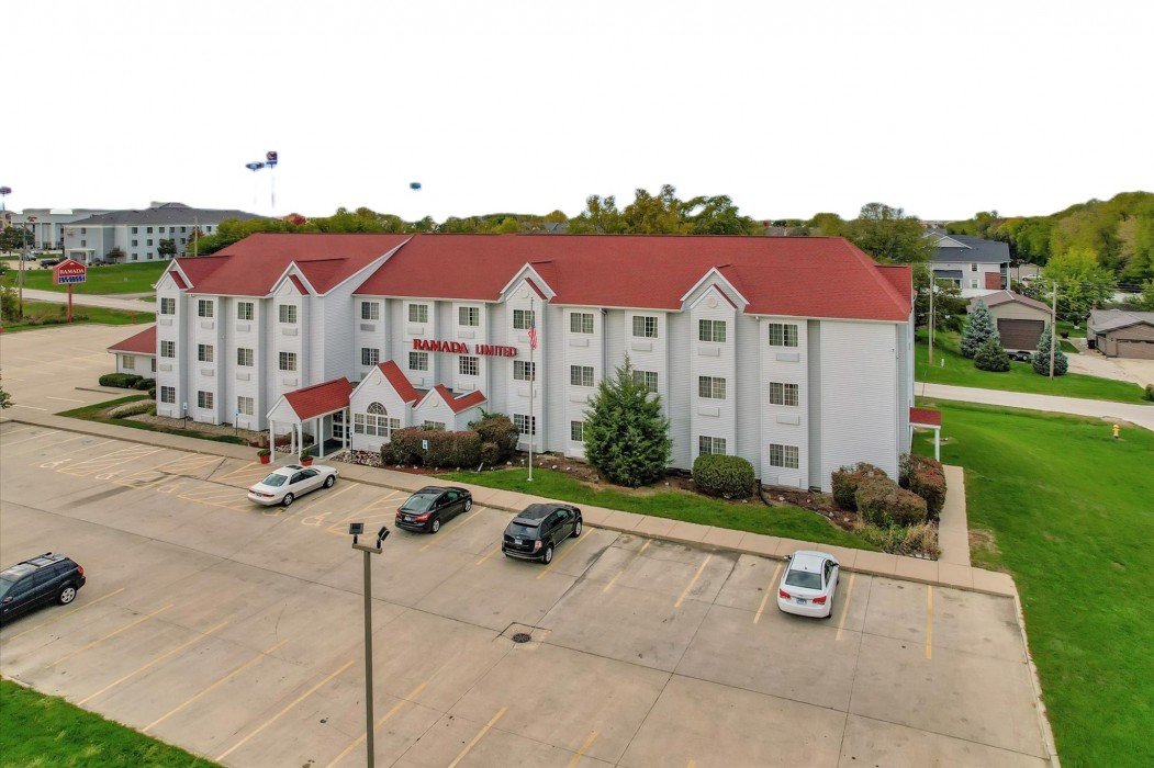 Ramada Limited Bloomington 3/30