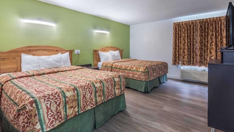 Motel6 Oriskany, NY 21/57