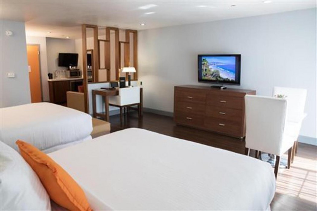 BLVD Hotel and Studios Universal-Hollywood, an Ascend Collection Hotel 38/75