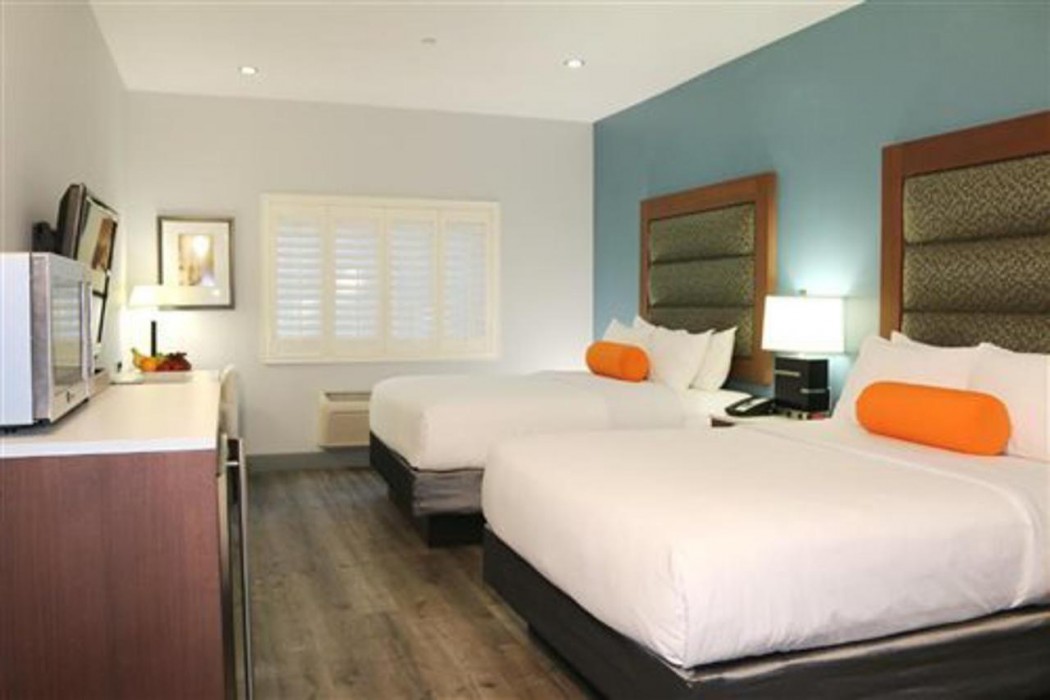 BLVD Hotel and Studios Universal-Hollywood, an Ascend Collection Hotel 15/75