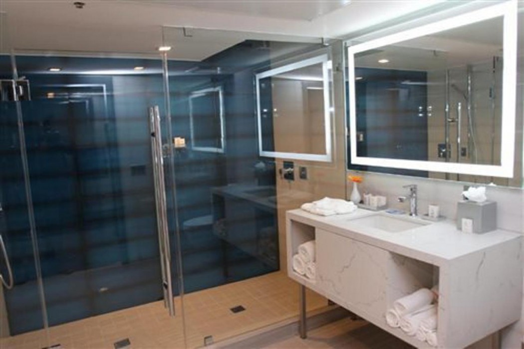 BLVD Hotel and Studios Universal-Hollywood, an Ascend Collection Hotel 41/75