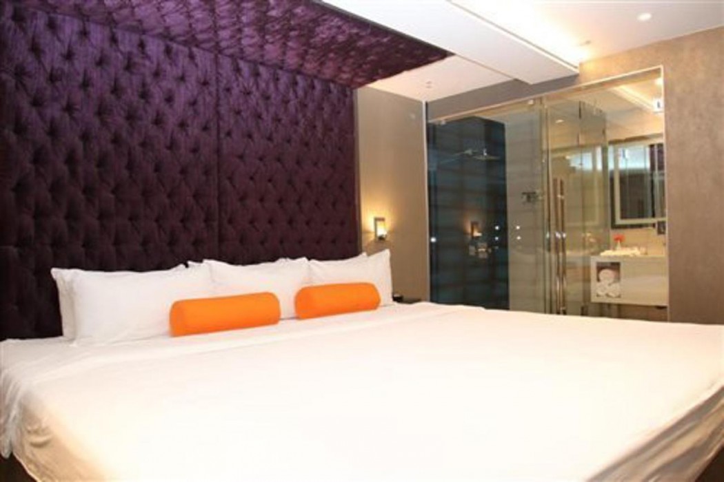 BLVD Hotel and Studios Universal-Hollywood, an Ascend Collection Hotel 25/75