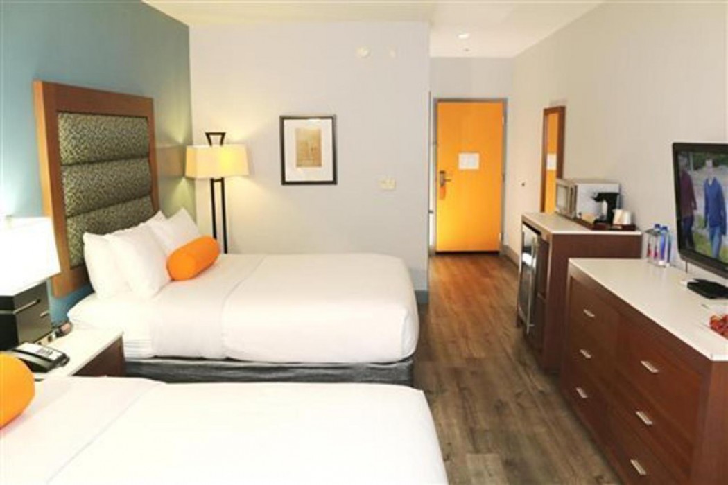 BLVD Hotel and Studios Universal-Hollywood, an Ascend Collection Hotel 37/75