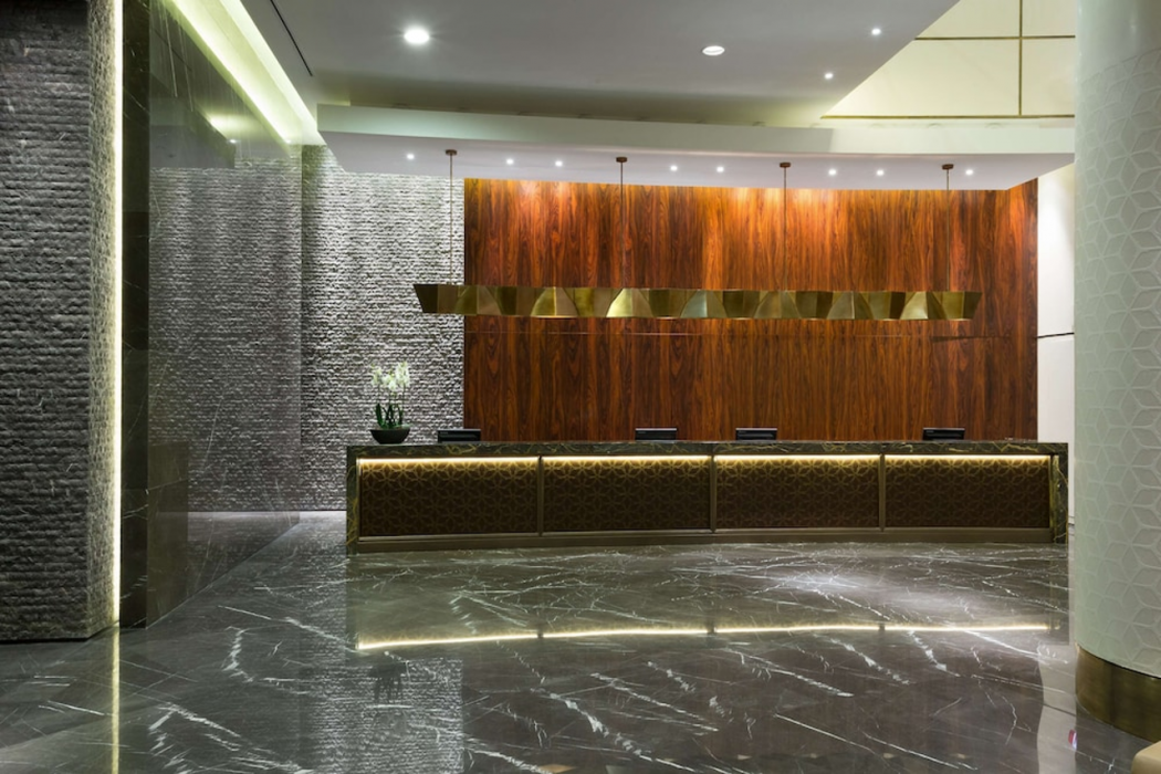 Hilton Kyiv 8/70