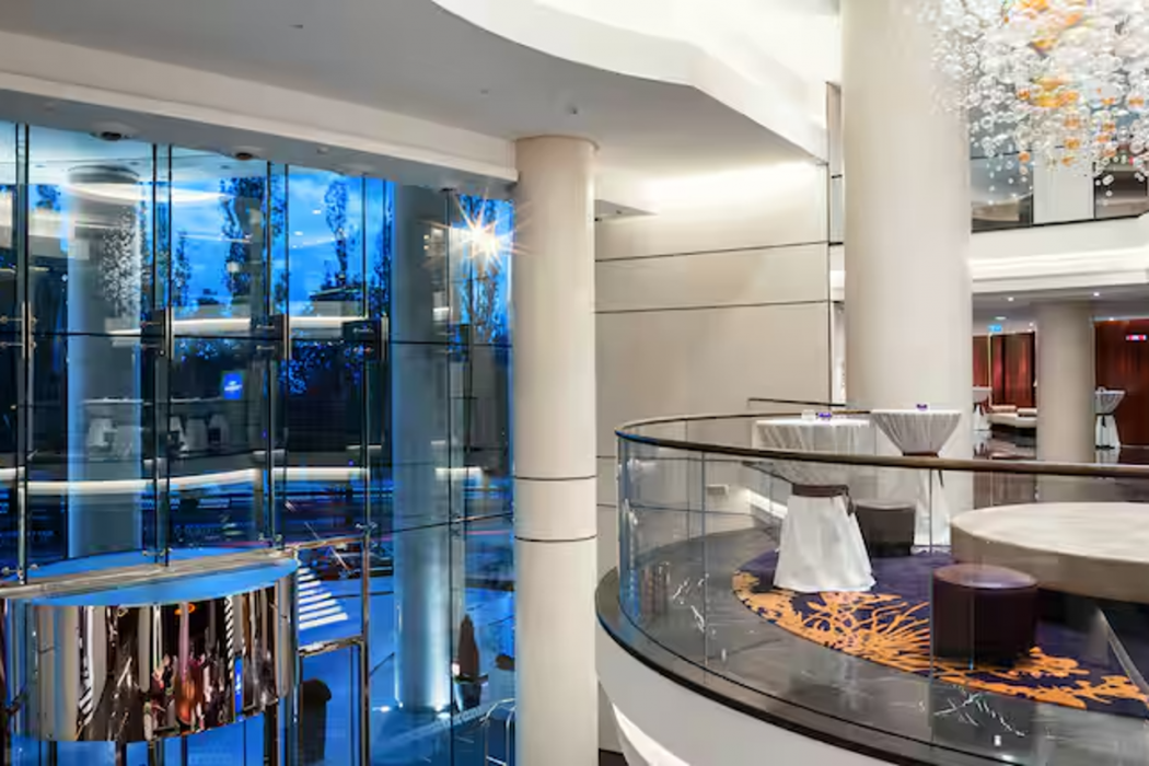 Hilton Kyiv 28/70