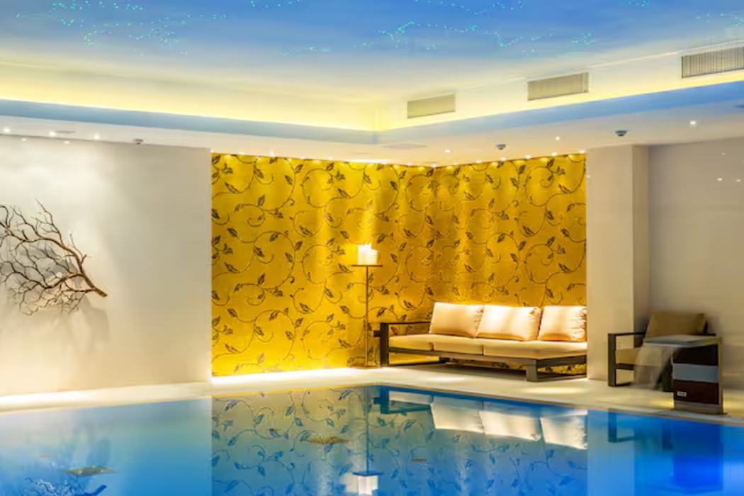 Hilton Kyiv 34/70