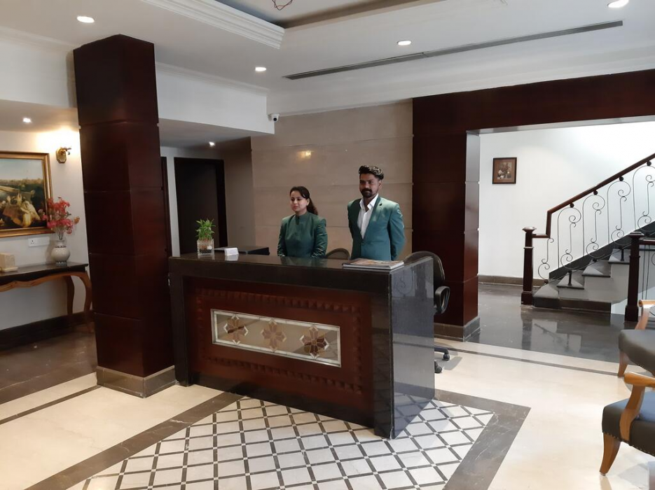 HOTEL GOLDEN TOWER. 8/42