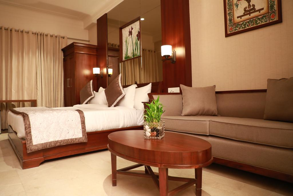 HOTEL GOLDEN TOWER. 19/42