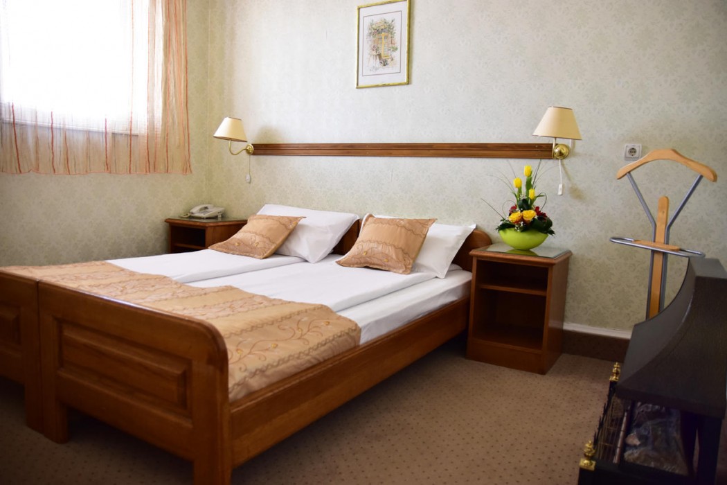 Hotel Lav 47/82