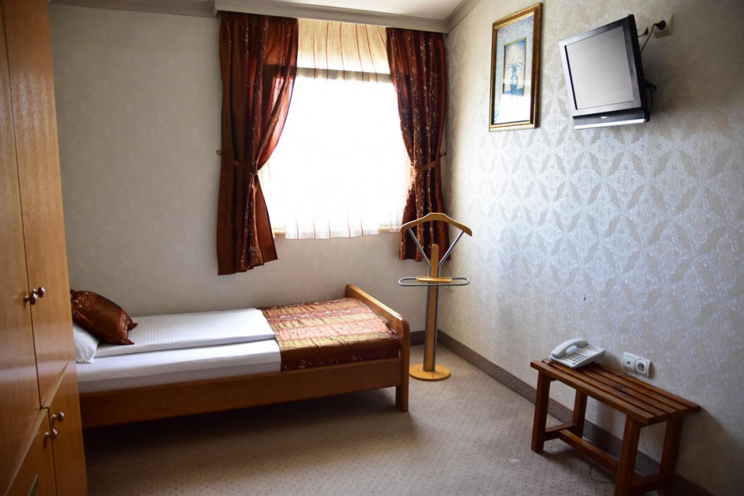Hotel Lav 49/82
