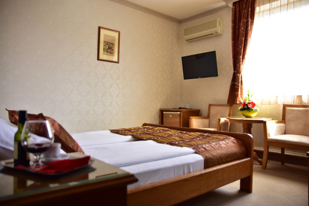 Hotel Lav 31/82
