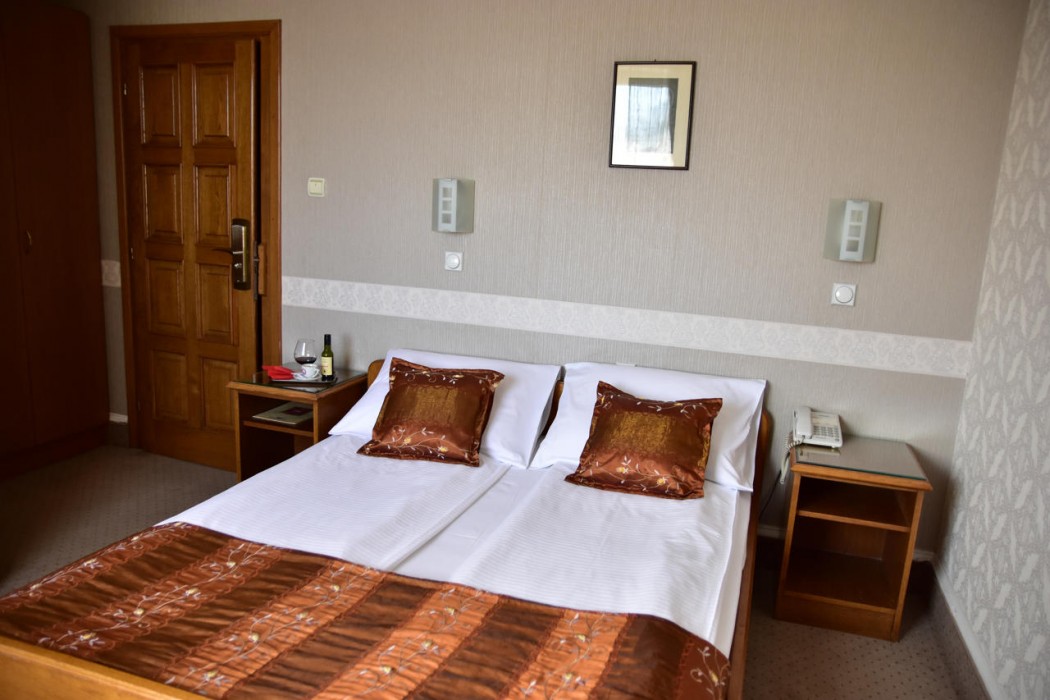 Hotel Lav 30/82