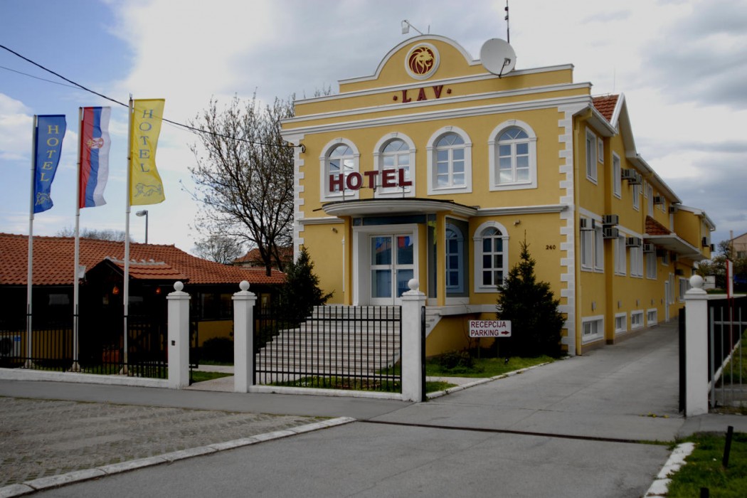 Hotel Lav 3/82