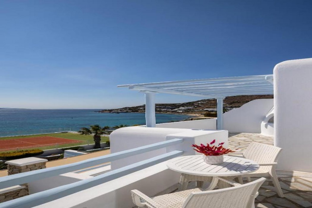 Saint John Hotel Villas and Spa 41/107
