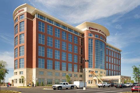 Drury Inn & Suites Orlando 2/60