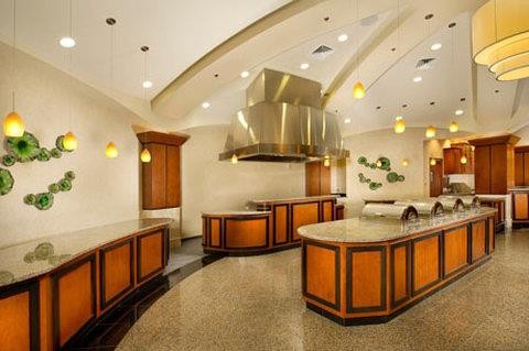 Drury Inn & Suites Orlando 8/60