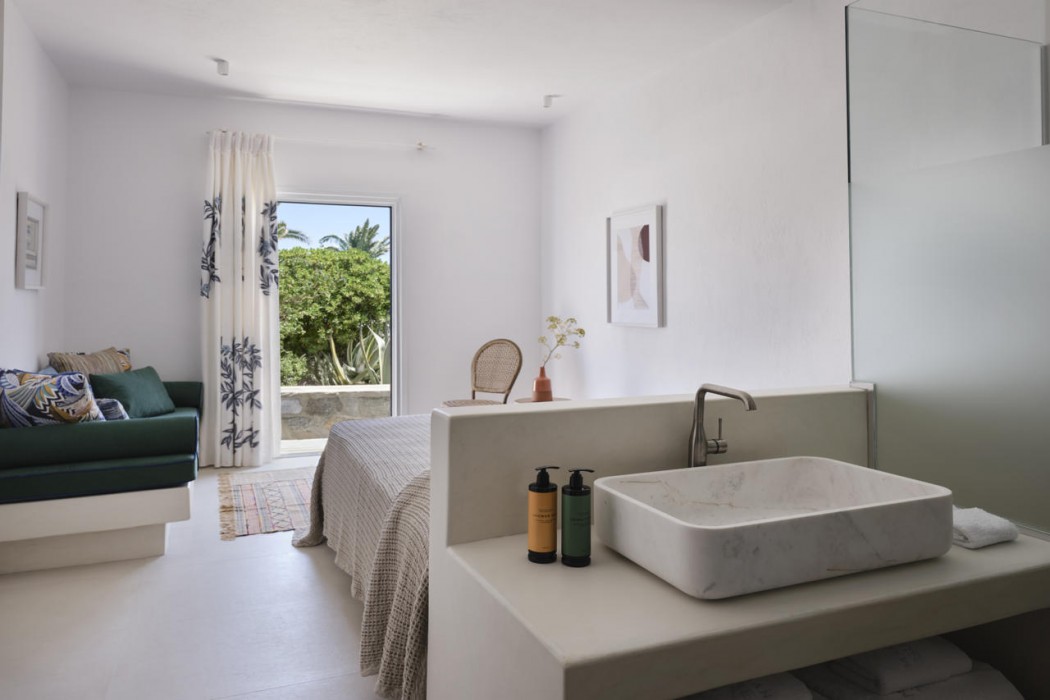 Myconian Sunrise Relais & Chateaux Hotel 35/86