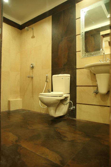 HOTEL TRIMOORTI 3/4