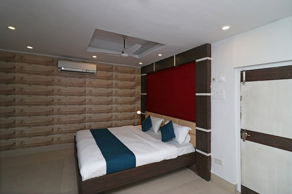 HOTEL ROYAL GARDEN 7/40