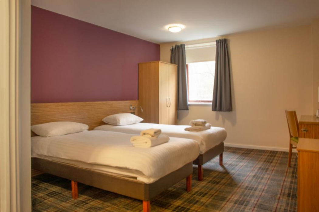 Britannia Edinburgh Hotel 10/57