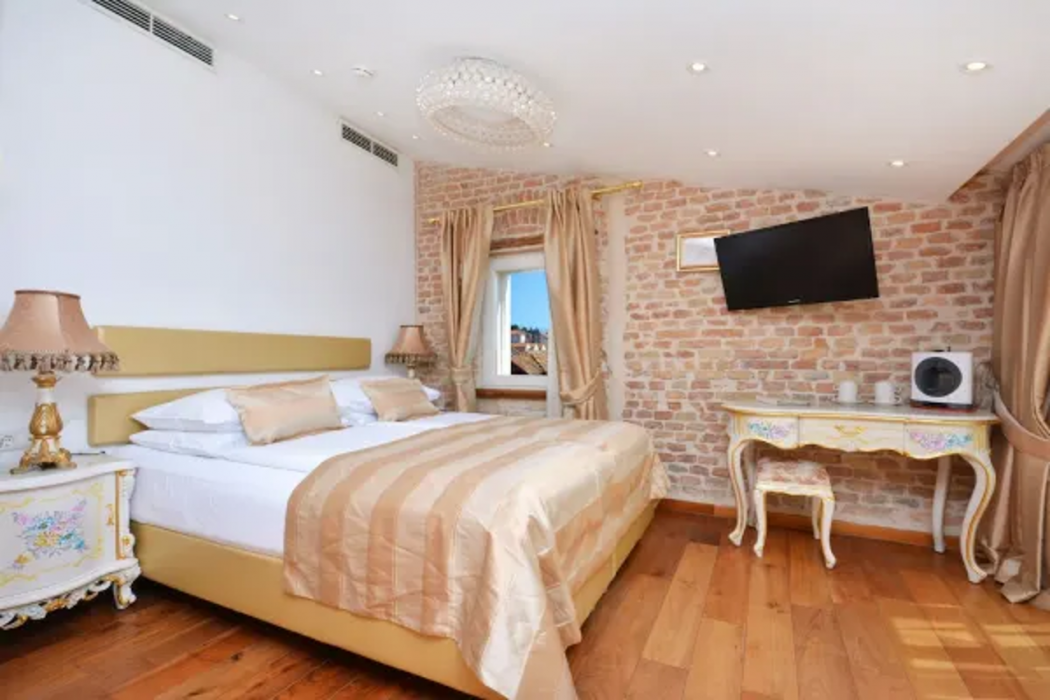 Jupiter Heritage Hotel 30/72