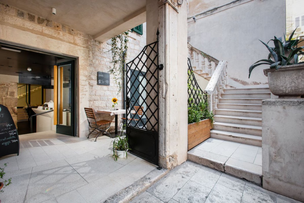 Slavija Culture Heritage Hotel in SPLIT
