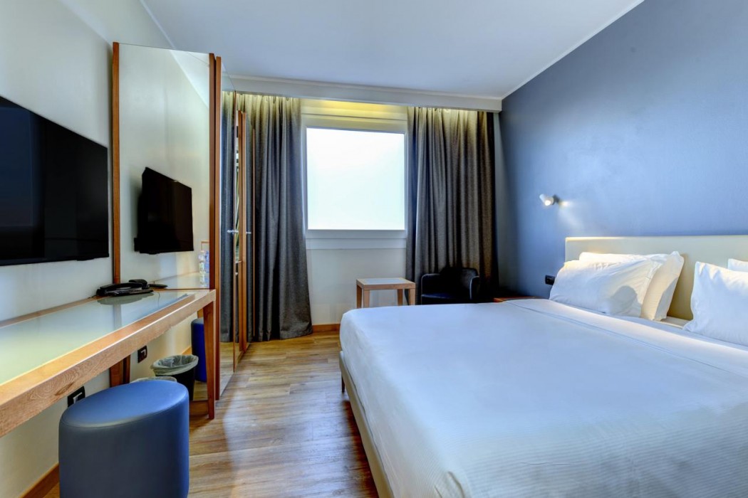 B B Hotel Quarto D Altino 12/28