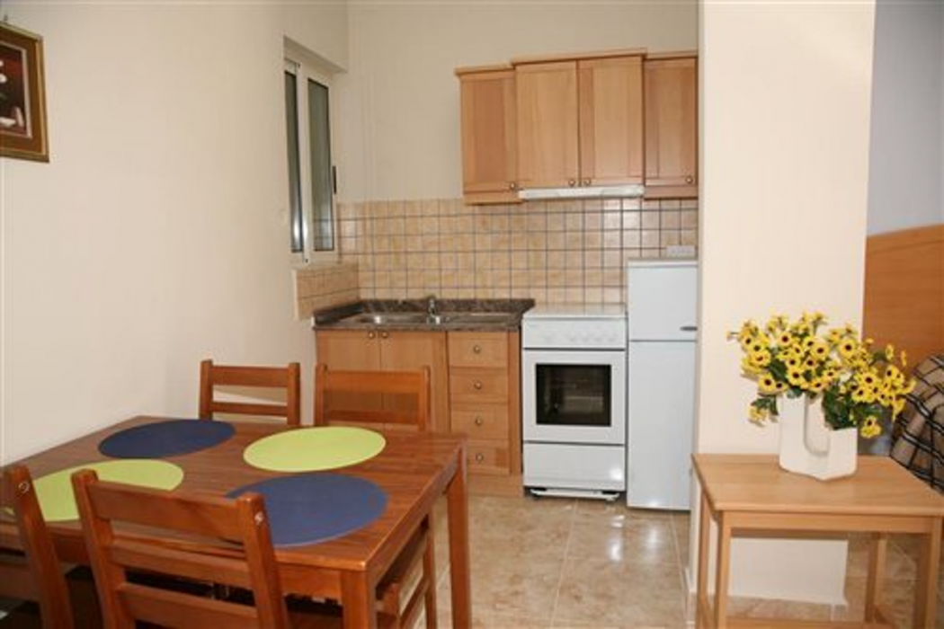 Block Hotel Rooms and Aparments 9/54