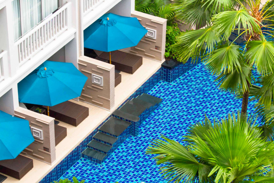 Swimming pool-spa