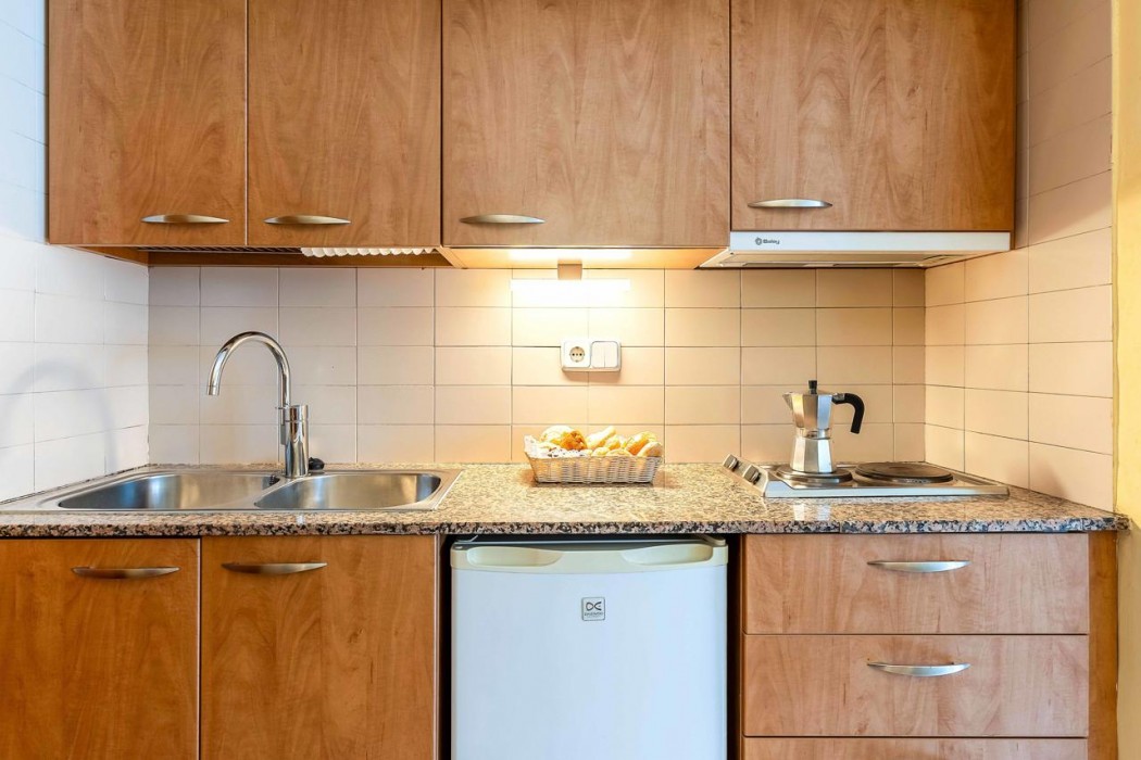 Aparthotel Bertran 38/109
