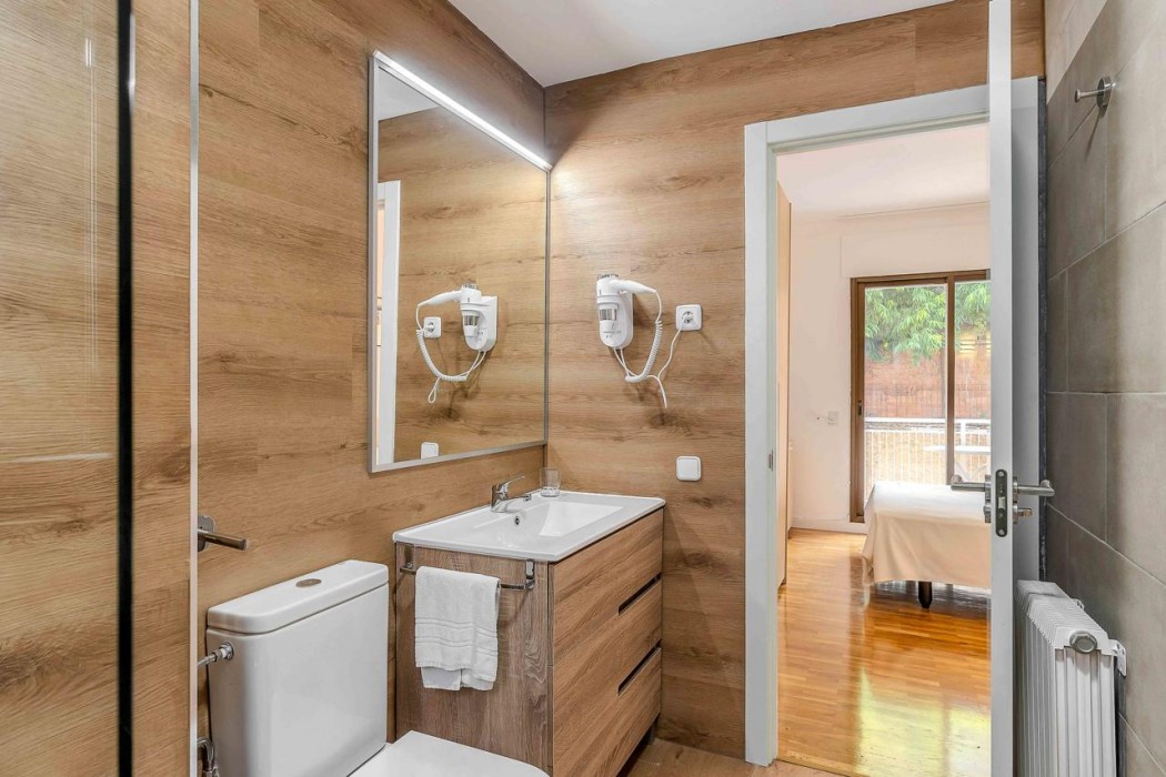 Aparthotel Bertran 54/109