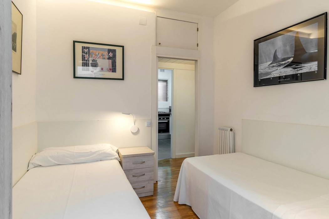 Aparthotel Bertran 15/109