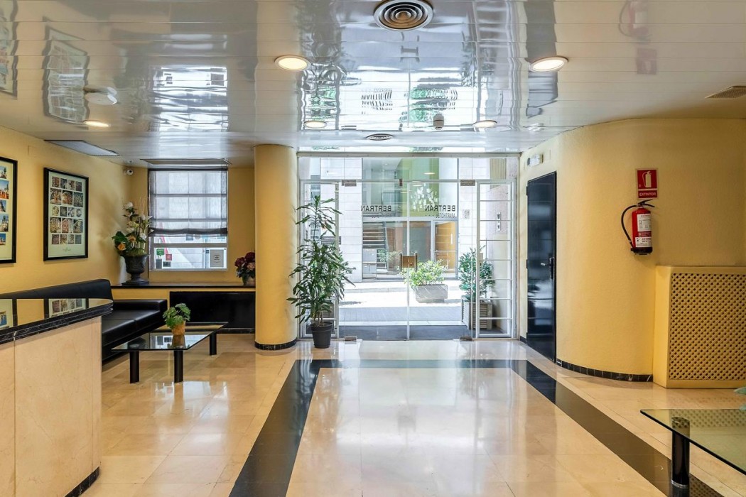 Aparthotel Bertran 7/109