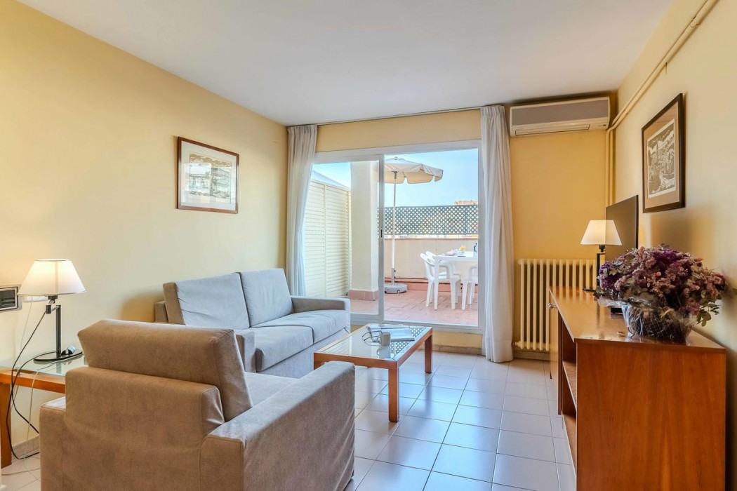 Aparthotel Bertran 39/109