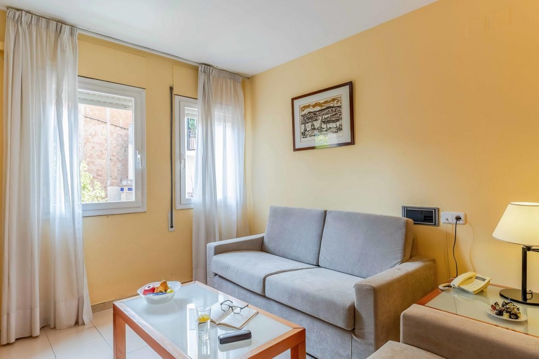 Aparthotel Bertran 53/109