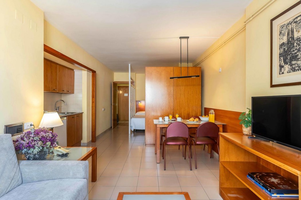 Aparthotel Bertran 44/109