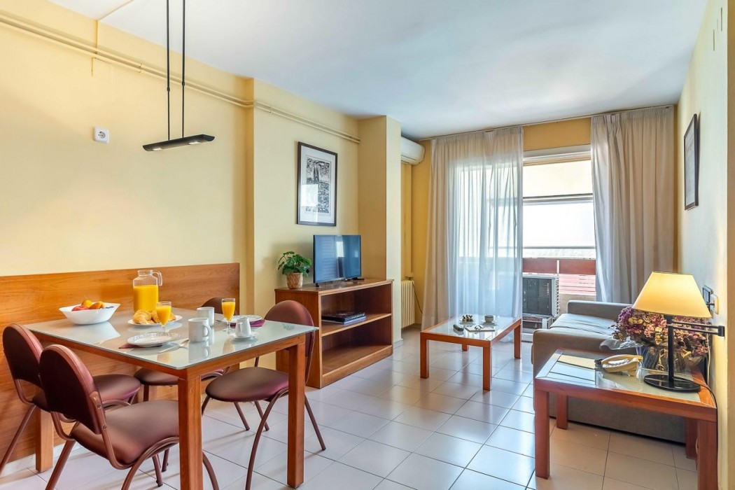Aparthotel Bertran 30/109